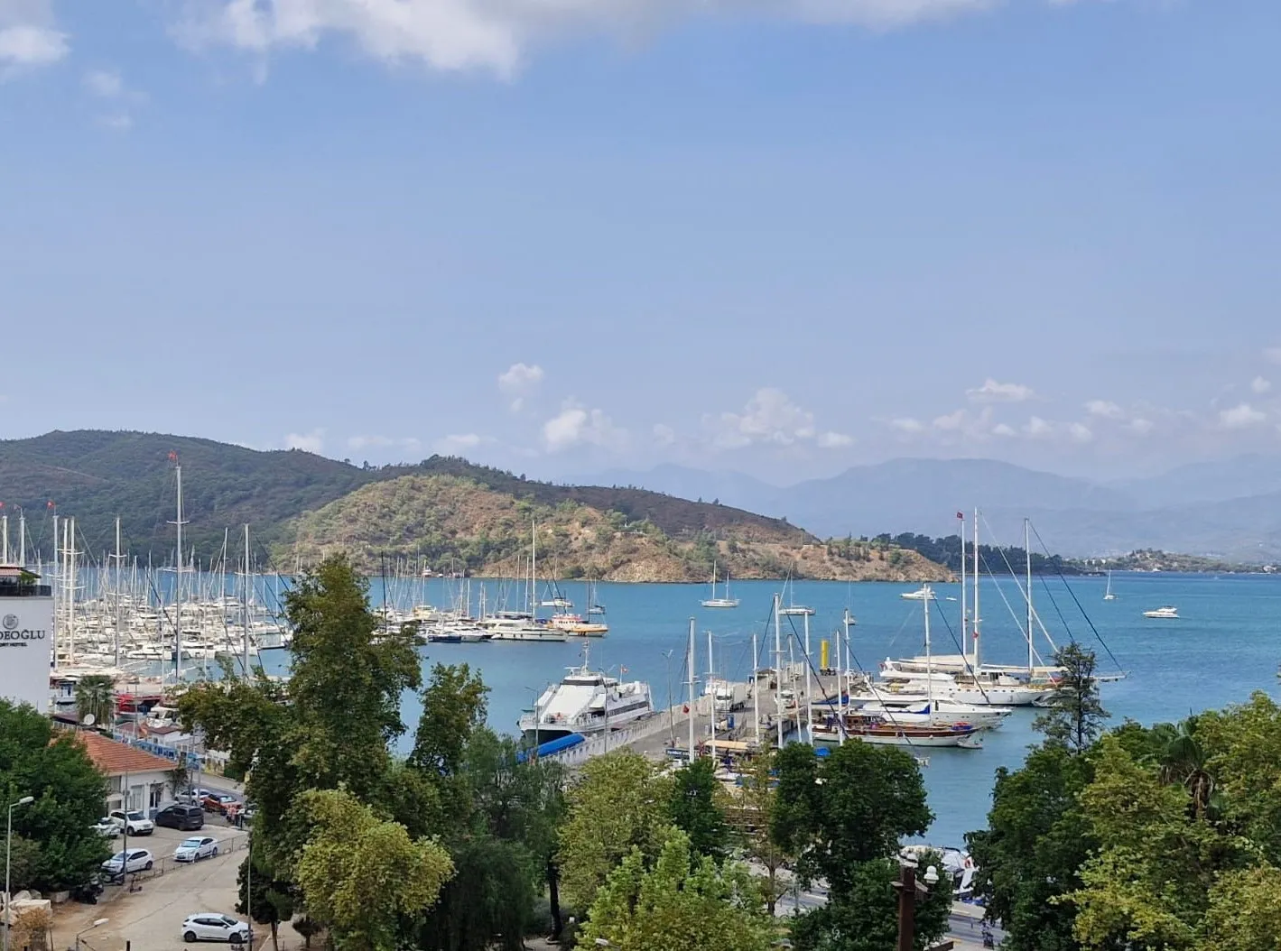 Fethiye Karagözler'de Deniz Manzaralı Satılık Müstakil Ev